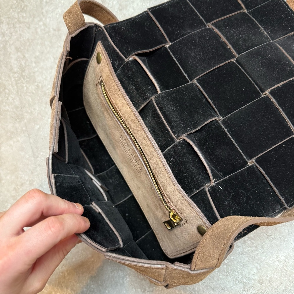 Isadora Woven Suede Leather Made in Italy Crossbody Purse in brown mousse - Picture 3 of 11